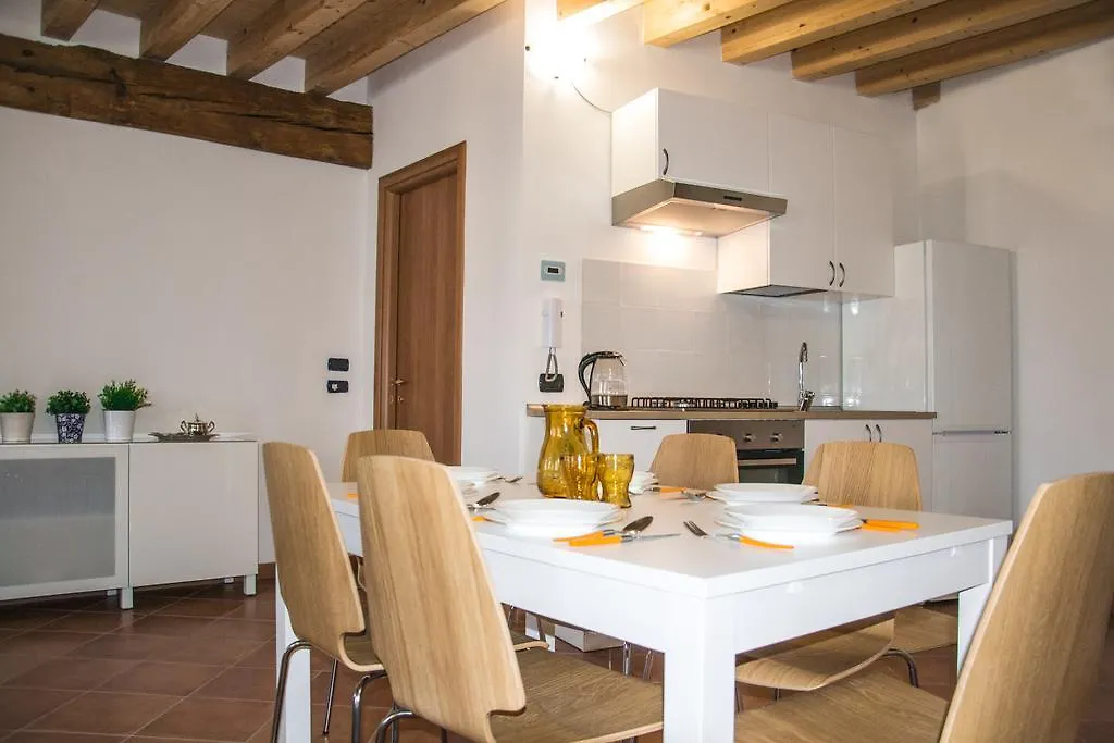 Appartamenti Brunati Street Salo Apartment