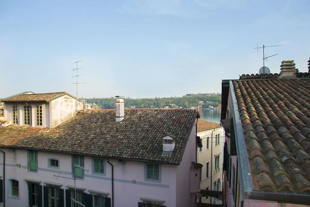 Apartment Appartamenti Brunati Street Salo